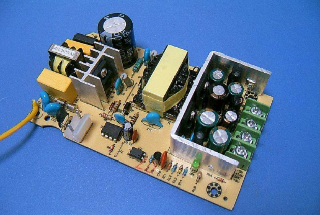 查看電容器的技術(shù)指標(biāo)有哪些？